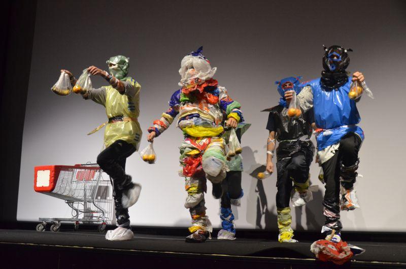 Okrogla miza Smeti 3